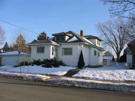 1509 E Pryor Ave., Milwaukee, WI 53207