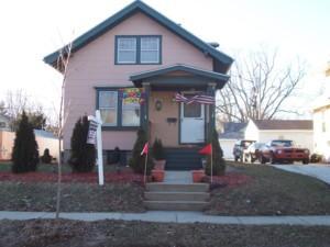 325 Wilson Ave, Waukesha, WI 53186