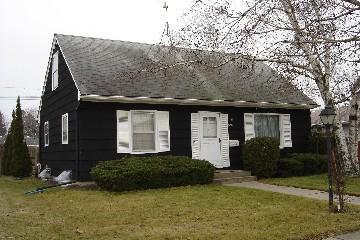 3323 S 11th St, Sheboygan, WI 53081