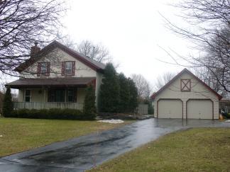 W249N7198 Hillside Rd, Lisbon, WI 53089