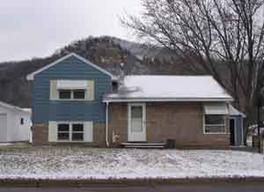 1533 S 28th St., La Crosse, WI 54601