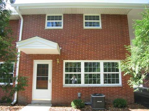 449 W Wisconsin Ave. #4, Oconomowoc, WI 53066