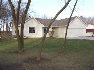 N72W39500 Lang Rd., Oconomowoc, WI 53066
