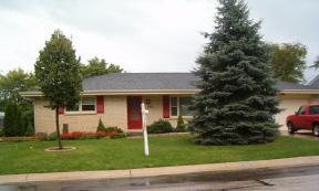 1351 Spring Valley Dr., Racine, WI 53405