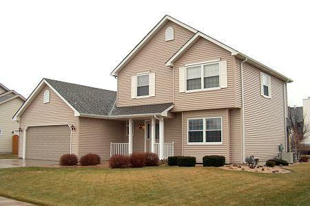 8519 Fox Haven Chase, Sturtevant, WI 53177