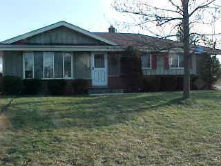 3731 W Mangold Ave., Greenfield, WI 53221