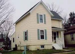 535 E Grove St., Oconomowoc, WI 53066