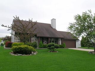 4227 Amberidge Dr., Franklin, WI 53132