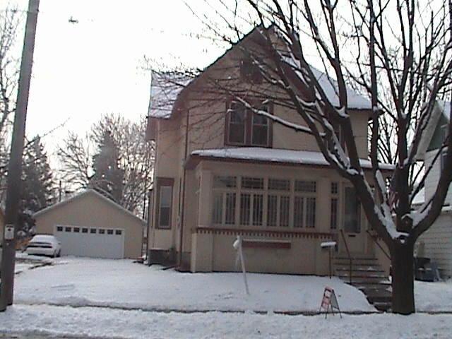 415 Central Ave., Waukesha, WI 53185