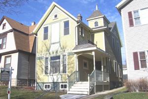 526 E Lincoln Ave, Milwaukee, WI 53207