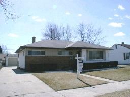 1421 Cedar Creek St., Racine, WI 53402