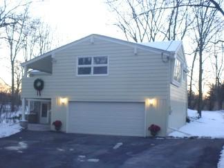 7443 N Chadwick Rd., Glendale, WI 53217