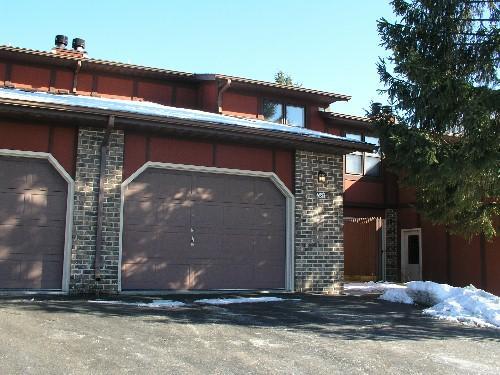 531 Hartridge Dr, Hartland, WI 53029