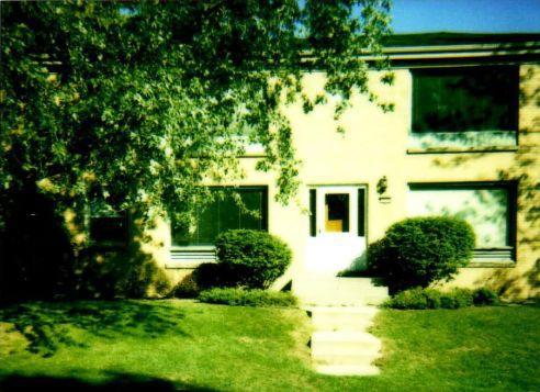 5200 N Mohawk, Glendale, WI 53217