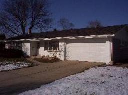 6104 Middleton Ct., Greendale, WI 53129
