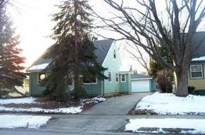 1500 W West End Rd, Waukesha, WI 53188