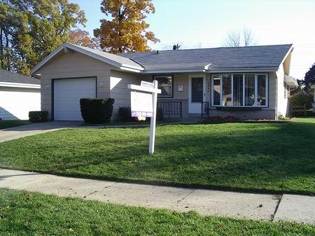 8841 W Verona Ct., Milwaukee, WI 53227