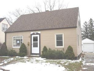 2615 Coolidge Ave, Racine, WI 53403