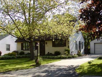 4336 Raymir Pl, Wauwatosa, WI 53222