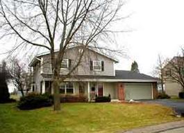 2475 Tammy Ln., Caledonia, WI 53402