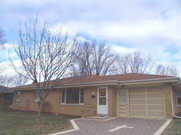 W159N8988 Patton Dr., Menomonee Falls, WI 53051