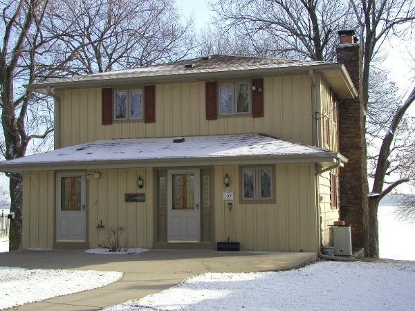 W347N5866 Lake Dr., Oconomowoc, WI 53066