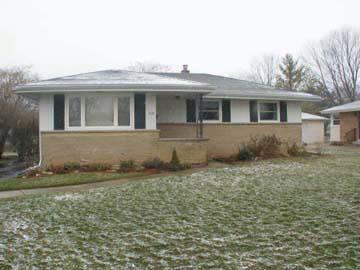 6121 Downing St., Greendale, WI 53129
