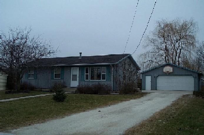 1106 E Thomas St., Manitowoc, WI 54220