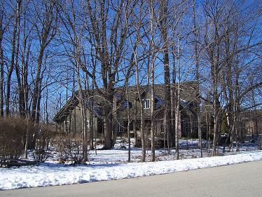W165N11045 Kings Ct., Germantown, WI 53022