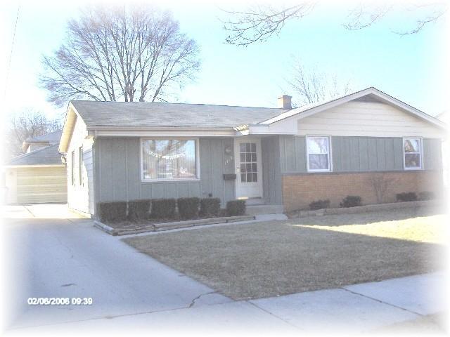 1419 W Armour Ave., Milwaukee, WI 53221