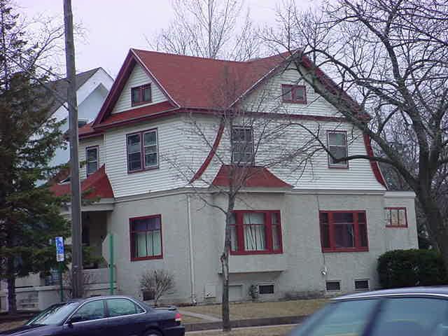 1635 Main St., La Crosse, WI 54601