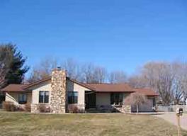 2922 S Marion Rd., La Crosse, WI 54601