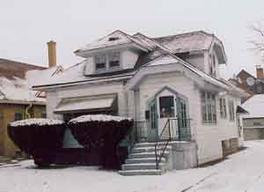 3052 N 44th, Milwaukee, WI 53210