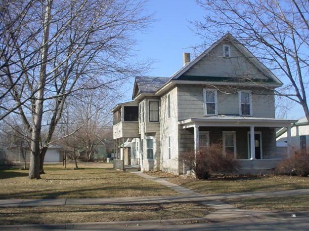 1725 Kane St, La Crosse, WI 54603