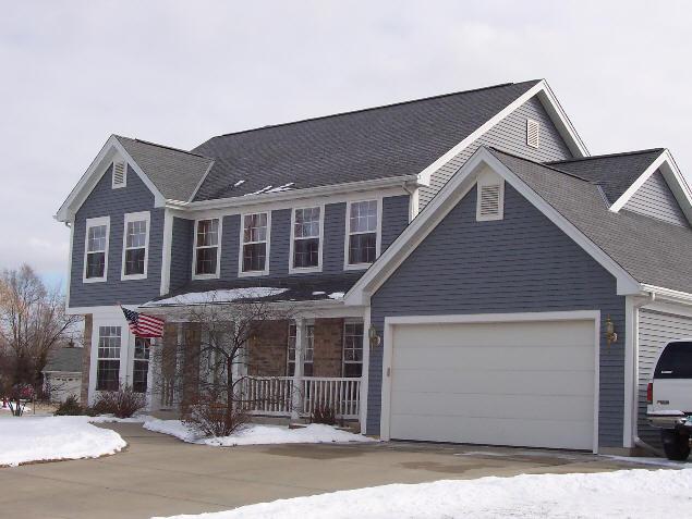 14135 W Redwood Dr., New Berlin, WI 53151