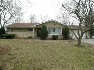 16305 Coronado Ct, Brookfield, WI 53005