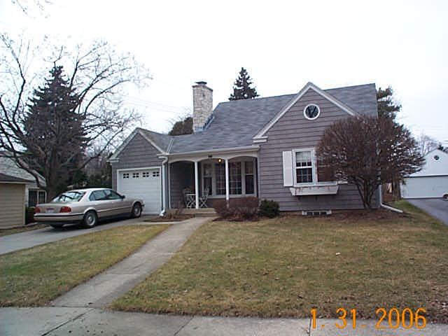 2129 N 93rd St., Wauwatosa, WI 53226