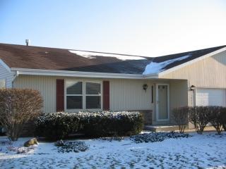 1923 Hilltop Dr., West Bend, WI 53095