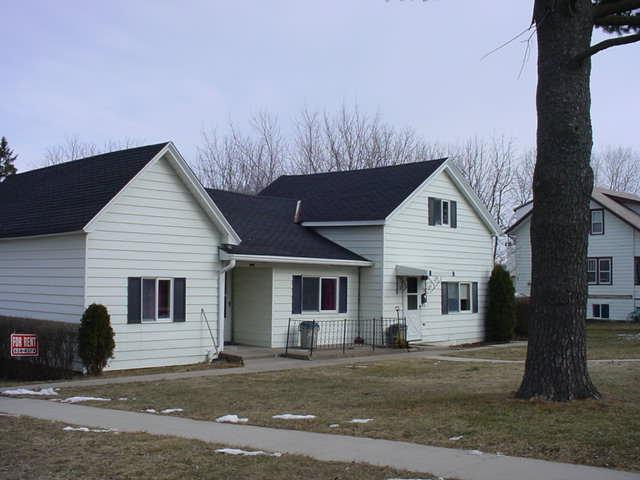 403 E Parkinson, Viroqua, WI 54665