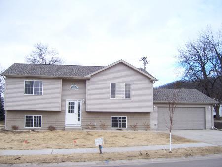 3925 Fairway St., La Crosse, WI 54601