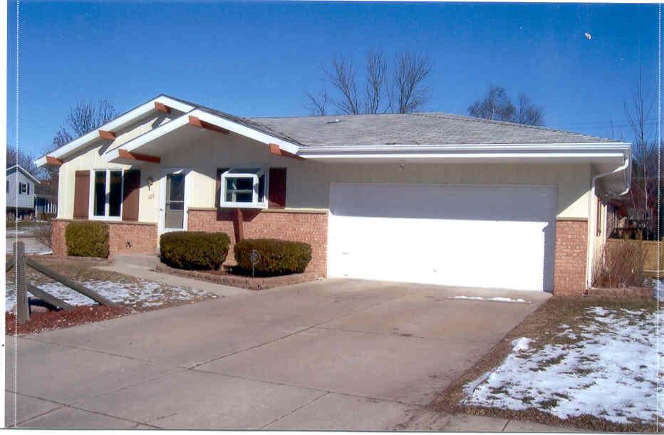 626 W Harrison St., Hartford, WI 53027