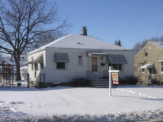 3225 S Austin St., Milwaukee, WI 53207