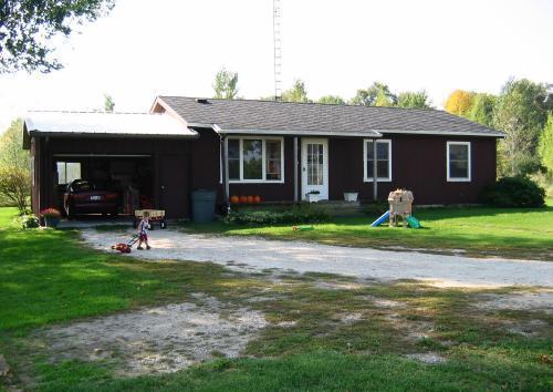 1513 W Thede Rd., New Holstein, WI 53061