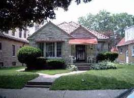 4033 N Montreal, Milwaukee, WI 53216