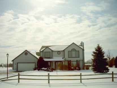 N67W34981 Ireland Ct., Oconomowoc, WI 53066