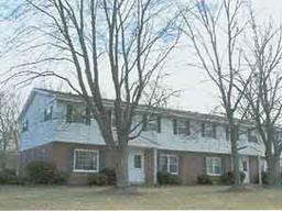 18575 W Kamala Ct, Brookfield, WI 53045