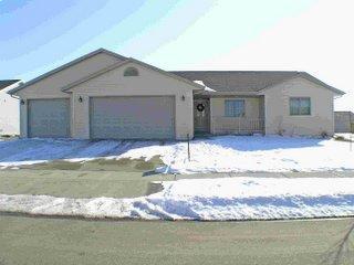806 Saddlewood St., Holmen, WI 54636