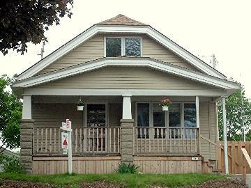 1215 E Oklahoma, Milwaukee, WI 53207