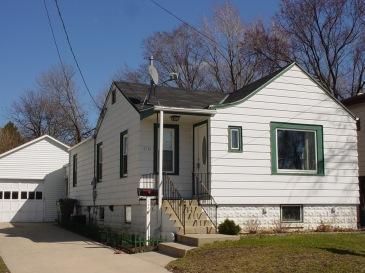 3146 S 95th St., Milwaukee, WI 53227