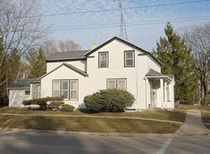 114 W Jefferson, Elkhorn, WI 53121